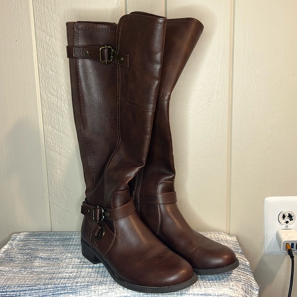 G by Guess Shoes - Brown GUESS boots